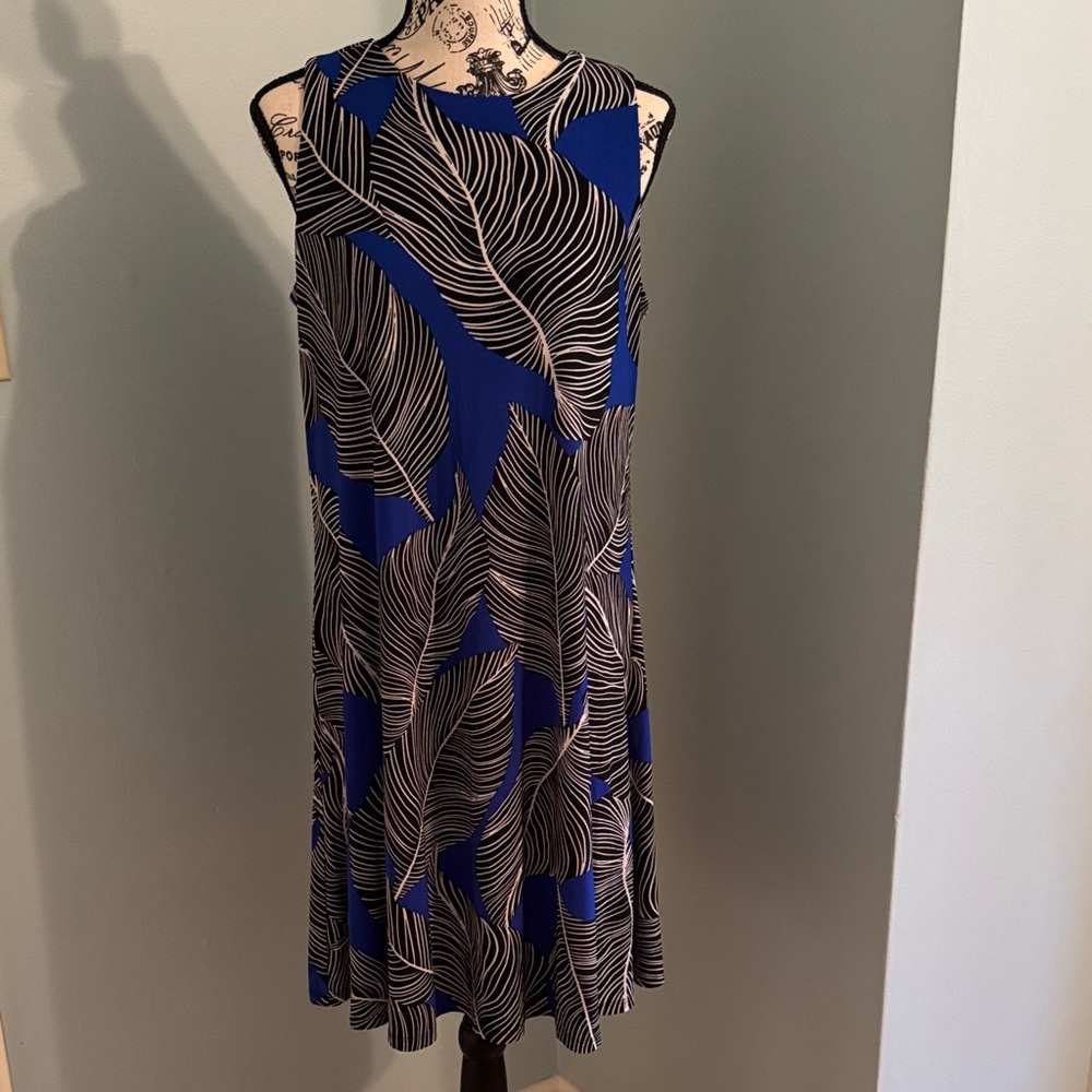 Nine West Blue and Black Leaf Pattern Dress